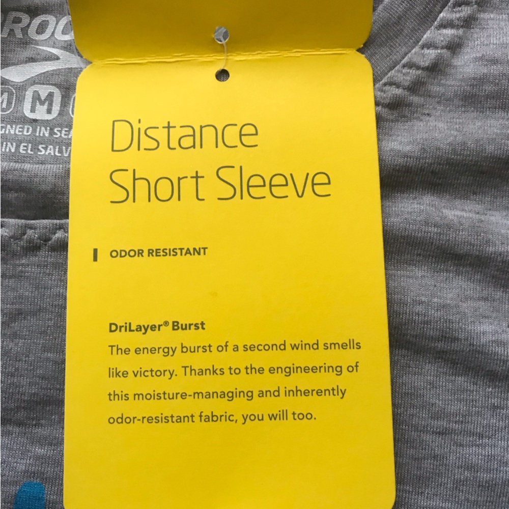 Brooks running shirt. Size M - Picture 4 of 5